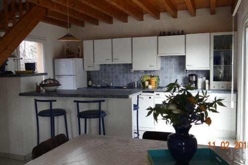 Family Villa With Pool And Garden
