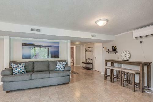 Lakefront Home Firepit & Deck