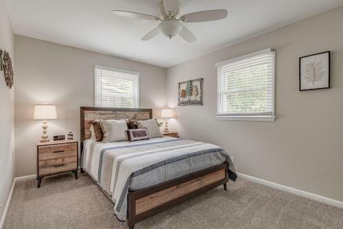 Lakefront Home Firepit & Deck