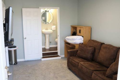 Posada Guest Area For Rent, Your Own Space!