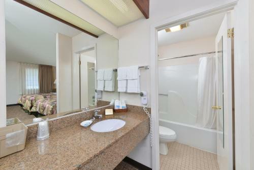 Motel The Heritage Inn, Inc