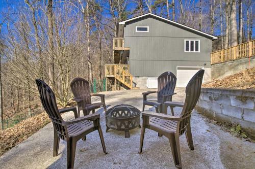 Cozy Lake-view Home Dog Friendly And Boat Slip!