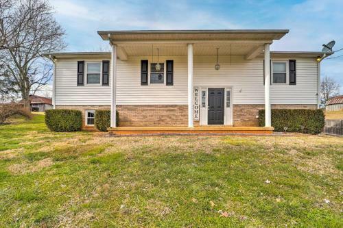 Family-friendly Jonesborough Retreat With Yard!