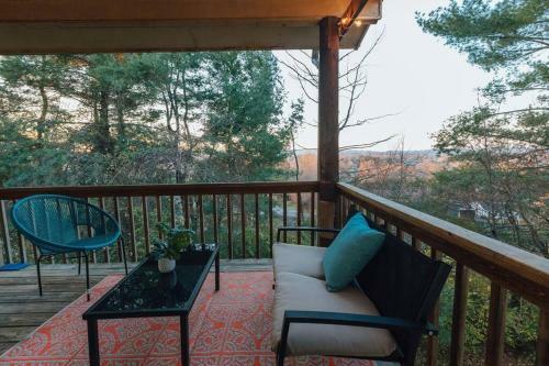 Apartamento Stylish Elegant Getaway King Bed Deck Views