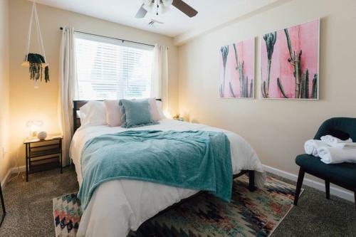 The Bohemian Escape Near Etsu- King Bed!