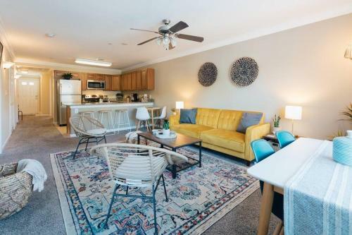 The Bohemian Escape Near Etsu- King Bed!