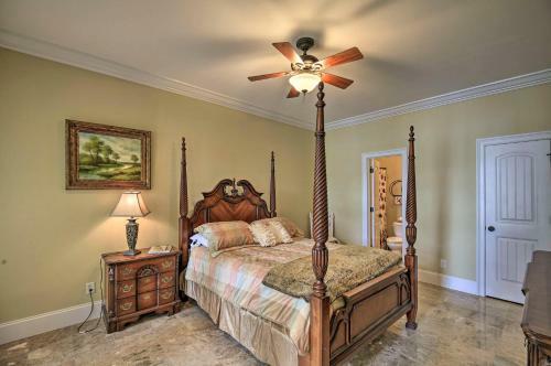 Lakefront Cottage With Private Double Dock