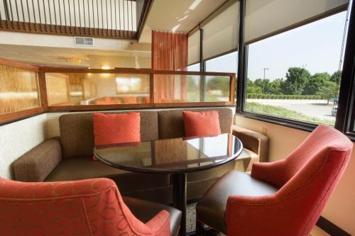 Hotel Drury Inn & Suites Charlotte University Place