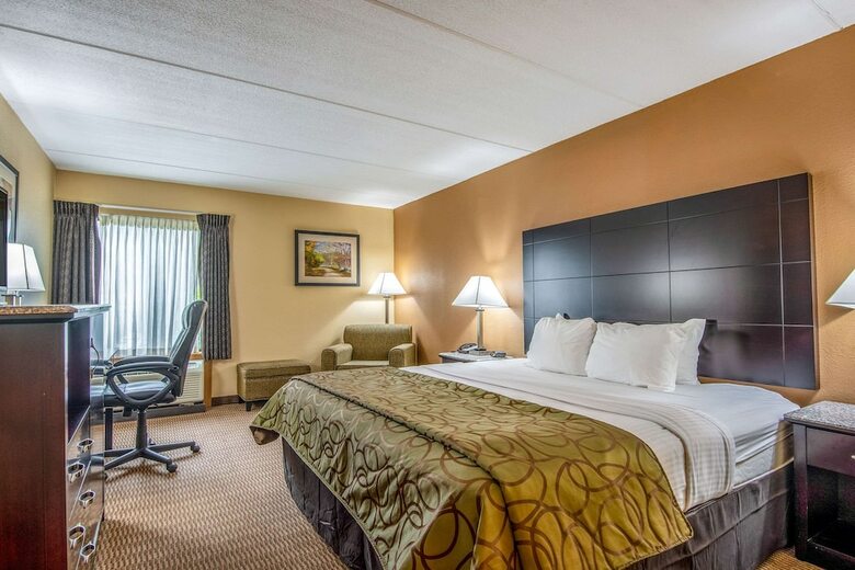 Hotel Best Western Tully Inn