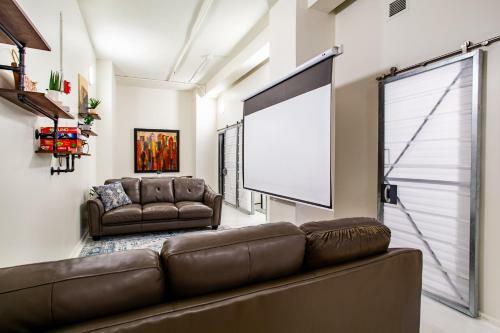 Apartamento Spacious Sterchi Loft Getaway- Downtown Getaway