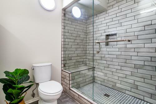 Apartamento Spacious Sterchi Loft Getaway- Downtown Getaway