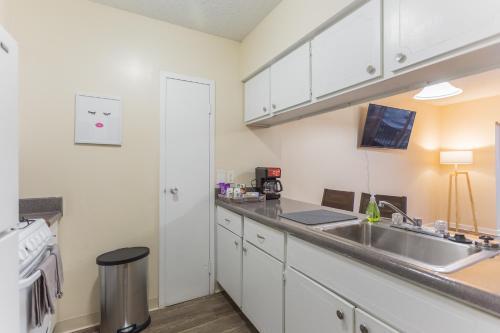 Apartamento Memphis Studio With Walk Score Of 85!