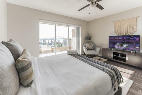 Apartamento Relaxing Getaway On Main Street Pool