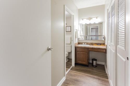 Apartamento Downtown Memphis Studio - Walk Score 85 With Balcony