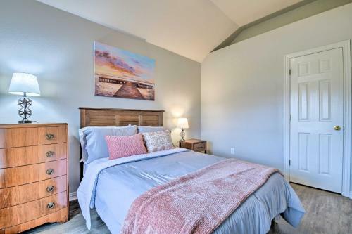 Fort Worth Home With Private Patio And Gas Grill!