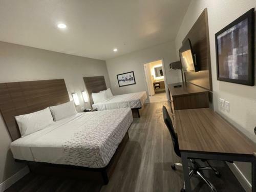 Hotel Palace Inn Blue - Garth Rd