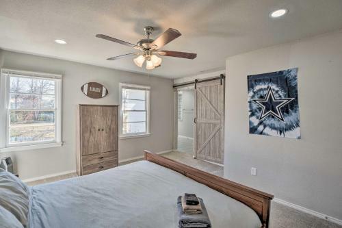 Modern Arlington Getaway Fenced Yard And Pool!