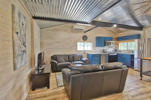 Bc - Blue Jay Getaway