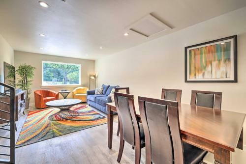 Modern And Colorful Buda Home Near Dtwn Austin!
