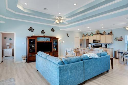 Coastal Cajun Getaway On The Beach! Home