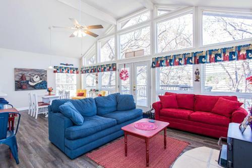 Cozy Retreat On Lake Lbj