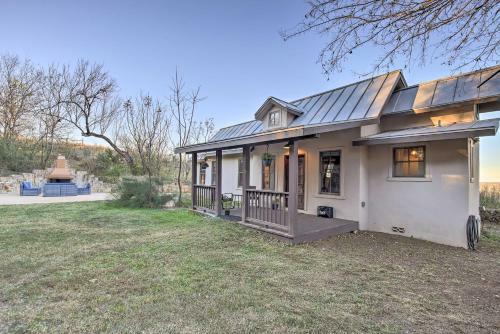 Cottage With Scenic Views 18 Mi To San Antonio