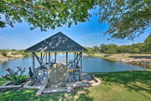 Lovely Celina Home With Patio And Views On Lake!