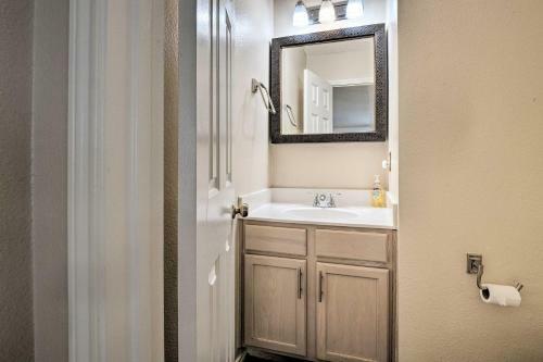 Cedar Park Home With Gas Grill And Private Yard!
