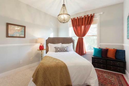 Charming 4bd Bohemian East Nashville Home