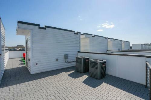 Luxury Townhome Skyline Views Mins To Dt
