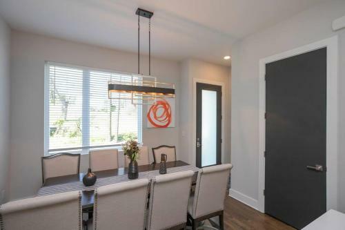 Luxury Townhome Skyline Views Mins To Dt