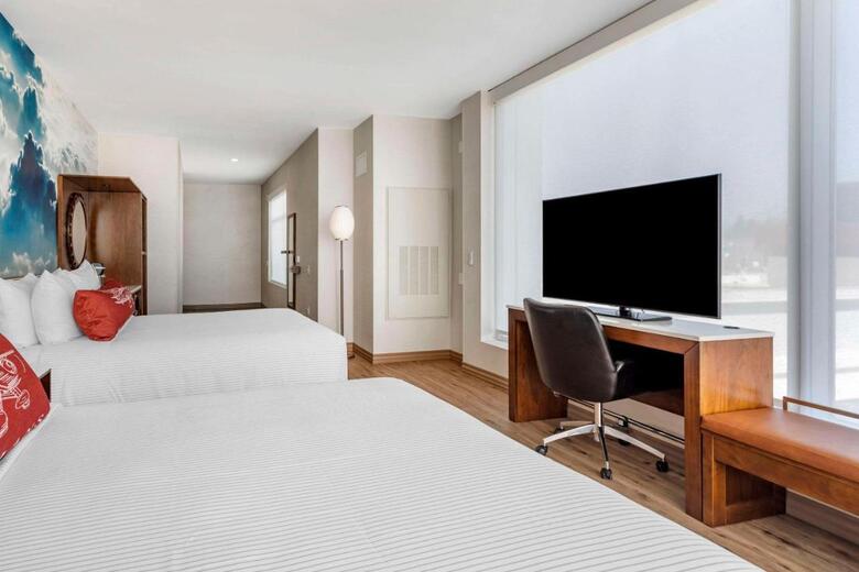 Cambria Hotel Nashville Airport
