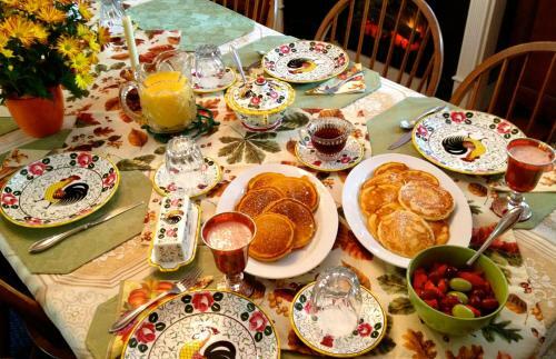 Bed & Breakfast Center Harbor Sutton House B & B