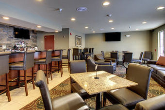 Hotel Cobblestone Inn And Suites - Rugby