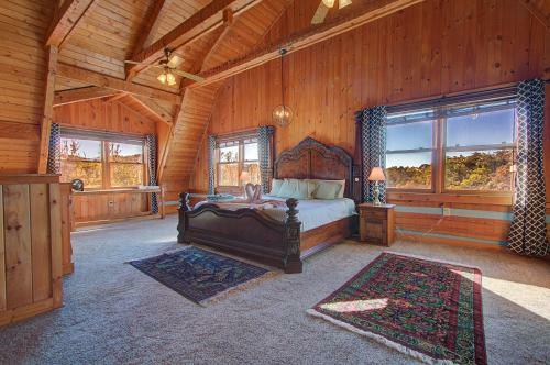 Stunning Cabin: 7 Acres, 360 Views, 20min To Park!