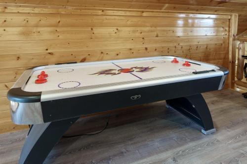 High Expectations - Mountain View, Game Room, Hot Tub