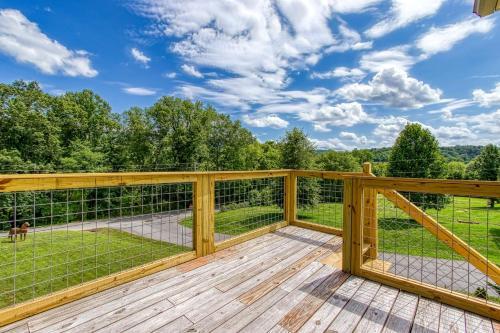 Rustic River Lodge By Honeybearcabins 7br 6ba Sleeps 21