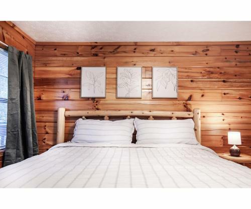 Treeside Retreat - Game Rm, Hottub, Community Pool