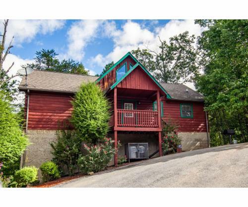 Treeside Retreat - Game Rm, Hottub, Community Pool