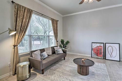 Airy Villa With Gas Grill, Deck And Lake Views!