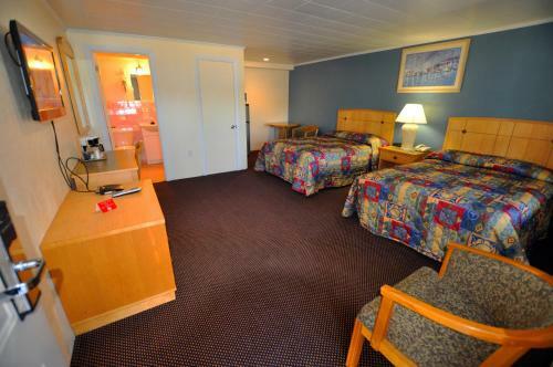 Motel Passport Inn & Suites