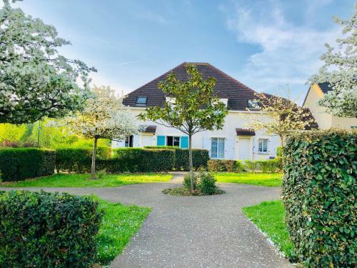 Bed & Breakfast Chambres D'h�tes � Th�mes � 2,4km Du Parc