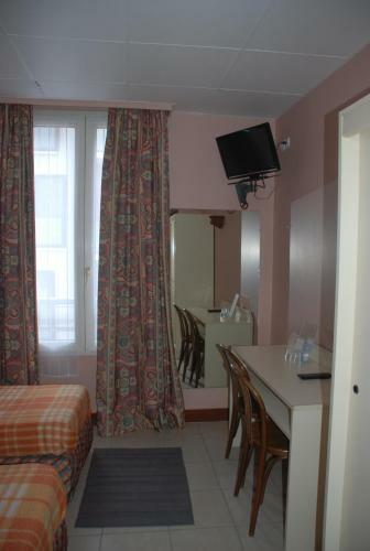 Hotel Residence De La Tour Paris-malakoff