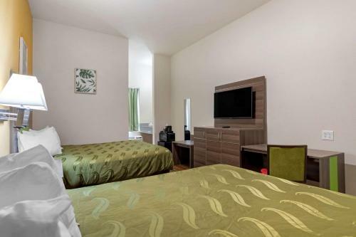 Hotel Quality Inn & Suites