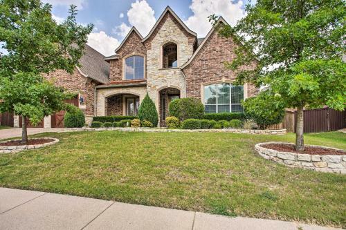 Expansive Texas Home About 4 Mi To Grapevine Lake!