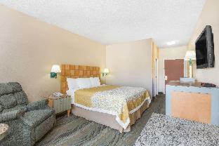 Hotel Days Inn & Suites - Morganton