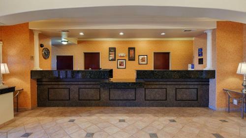 Hotel Best Western Inn & Suites - Henrietta