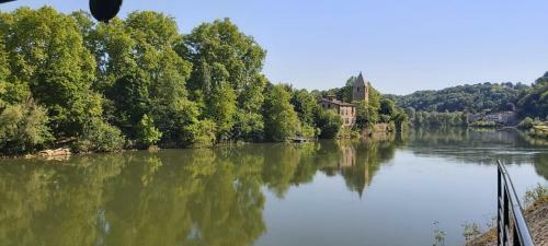 Apartamento Charmant Studio Sur Cour � Saint-rambert Lyon 9e