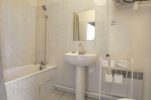 Apartamento Well Decorated And Spacious Apt In Lyon