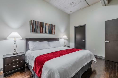 Regal Stays Corporate Apartments - Downtown Dallas
